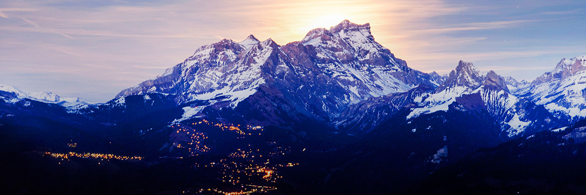 Notes from the Train to Davos: Aron Cramer on the World Economic Forum 2016 hero image