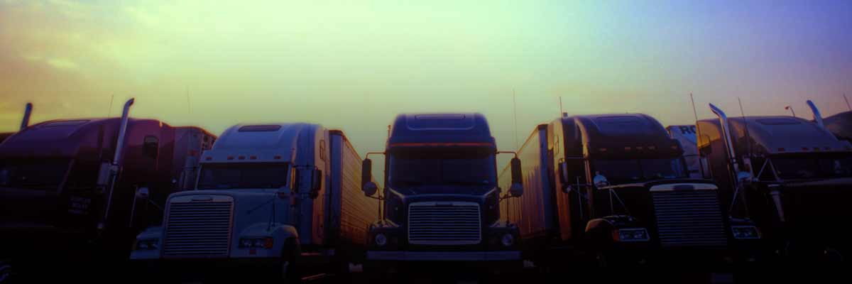 New Guidance: How Commercial Trucking Can Improve Fuel Sustainability hero image