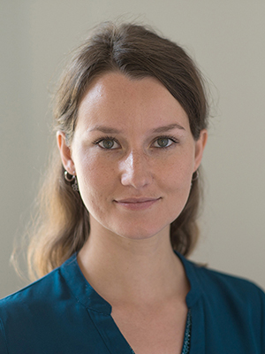 Léa Farnier portrait