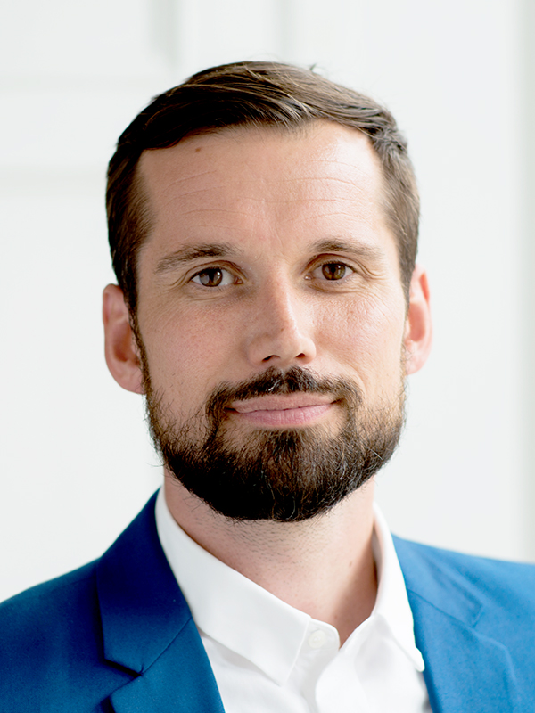 Mark Williams portrait